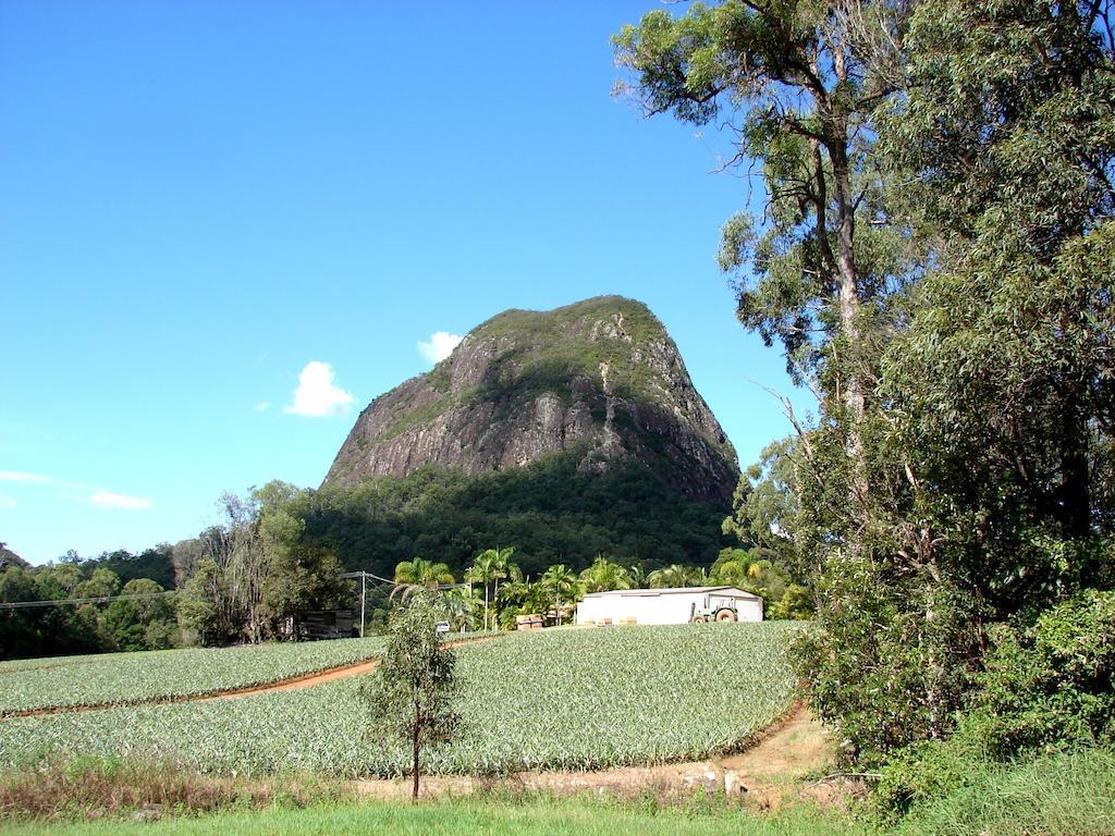 Glass House Mountains Ecolodge Exterior photo